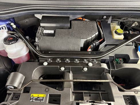 Used 2022 Volkswagen ID.4 Pro S w/ Gradient Package image 34