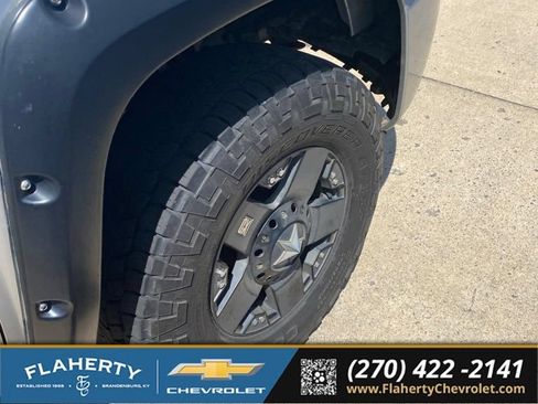 Used 2010 Chevrolet Silverado 1500 LS AWD/4WD image 12