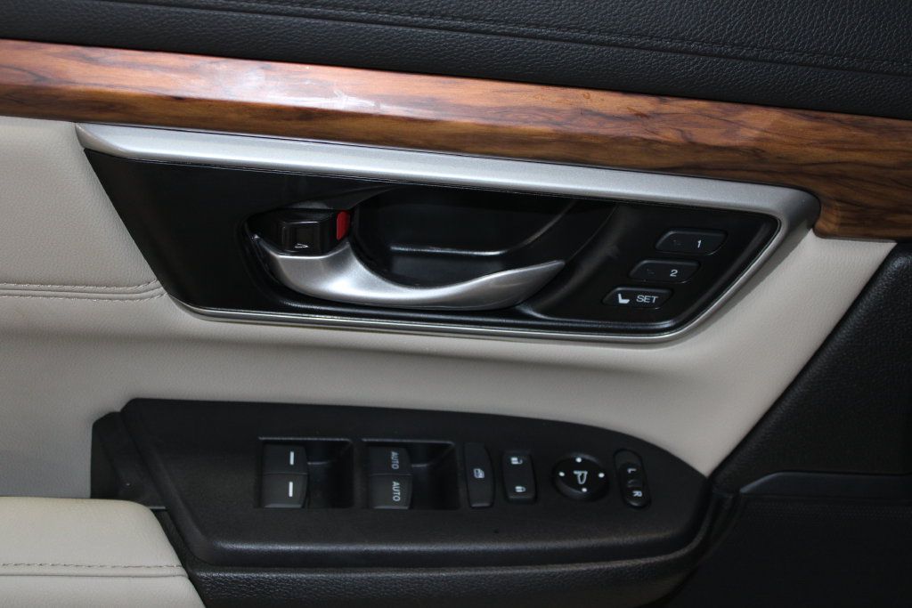 Used 2022 Honda CR-V EX-L image 6