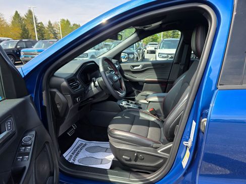 Certified 2023 Ford Escape ST-Line w/ Tech Pack #1 AWD/4WD image 20