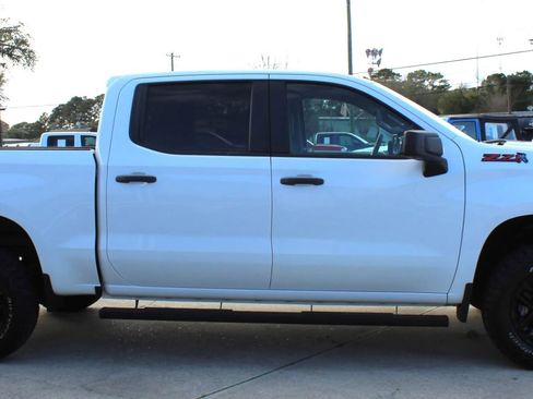 Used 2020 Chevrolet Silverado 1500 Custom Trail Boss w/ Custom Convenience Package image 5