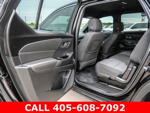 Used 2023 Chevrolet Traverse LT w/ Rear Camera Mirror Package AWD/4WD image 45