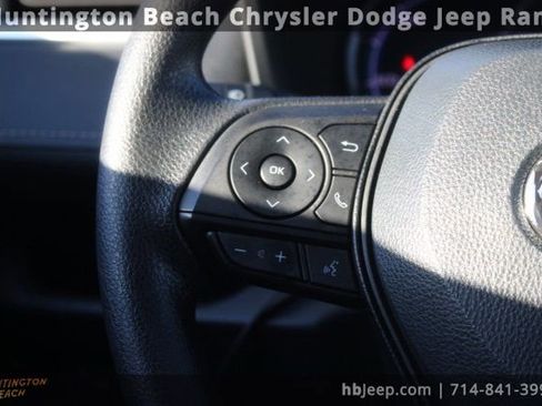 Used 2024 Toyota RAV4 AWD Hybrid image 16