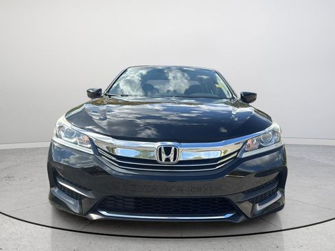Used 2017 Honda Accord LX image 2