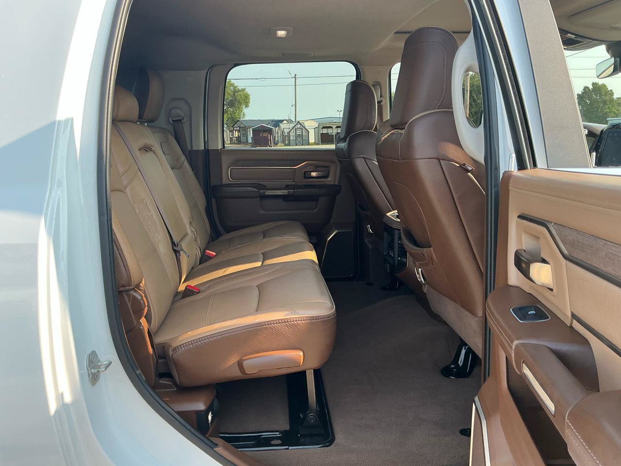 Used 2023 RAM 3500 Limited AWD/4WD image 17
