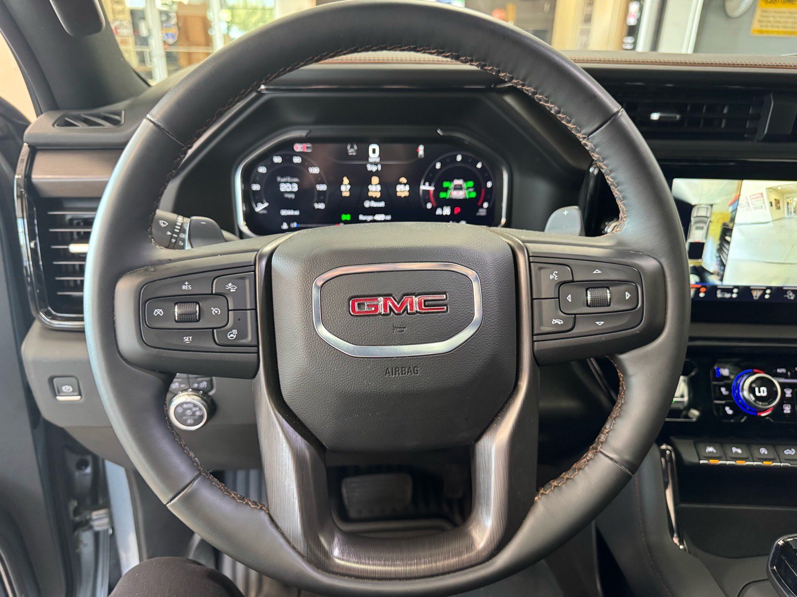 Used 2026 GMC Sierra 1500 AT4 w/ AT4 Premium Package AWD/4WD image 30
