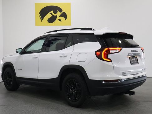 Used 2024 GMC Terrain AT4 w/ Infotainment Package II AWD/4WD image 9