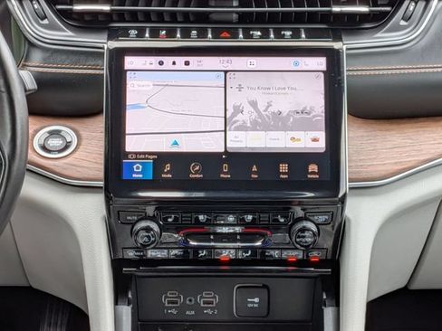 Certified 2023 Jeep Grand Cherokee Summit AWD/4WD image 16