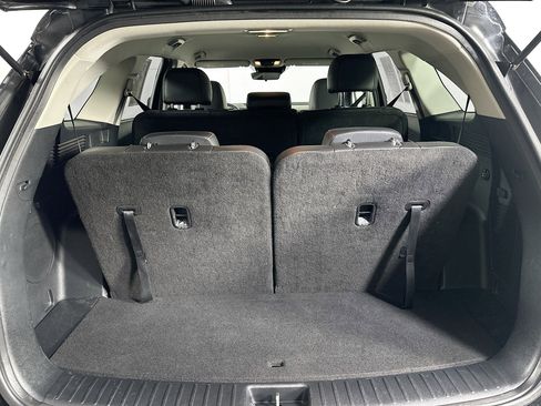 Used 2024 Kia Sorento S image 28