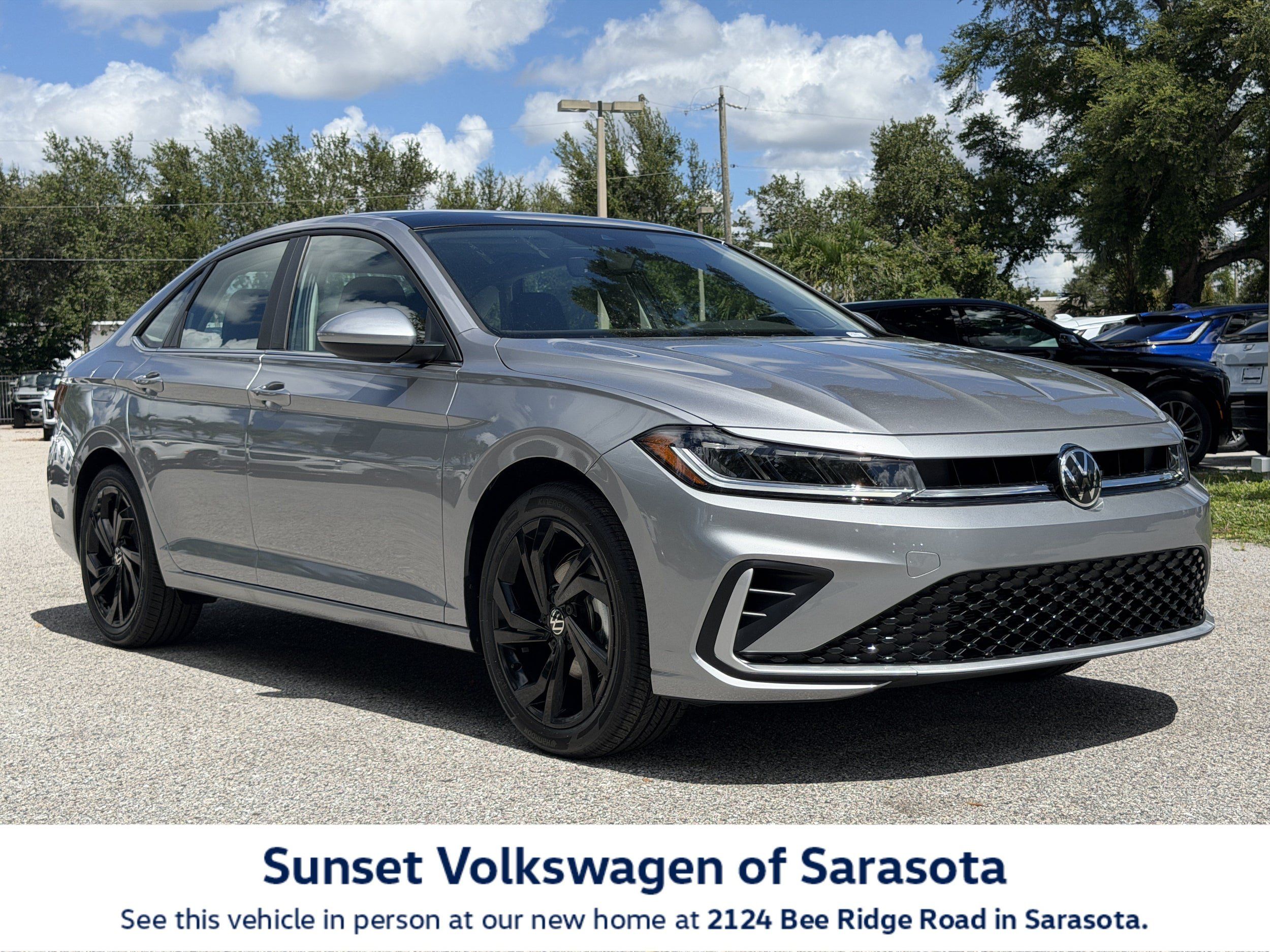 New 2027 Volkswagen Jetta SE FWD image 1