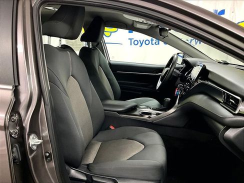 Used 2024 Toyota Camry LE FWD image 11