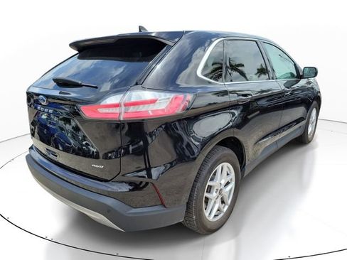 Certified 2024 Ford Edge SEL AWD/4WD image 2
