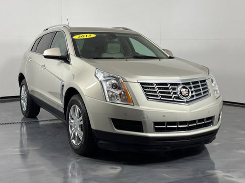 Used 2015 Cadillac SRX Luxury FWD image 3