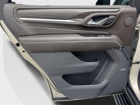 Used 2022 GMC Yukon Denali image 38