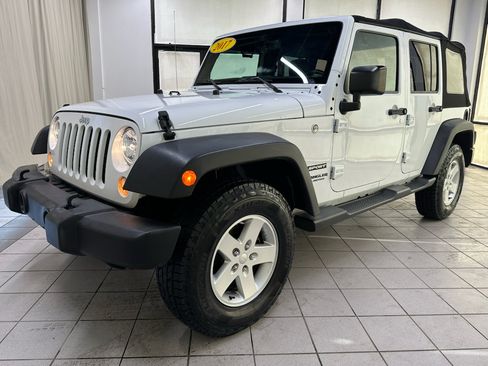Used 2017 Jeep Wrangler Unlimited Sport w/ Quick Order Package 24S AWD/4WD image 12
