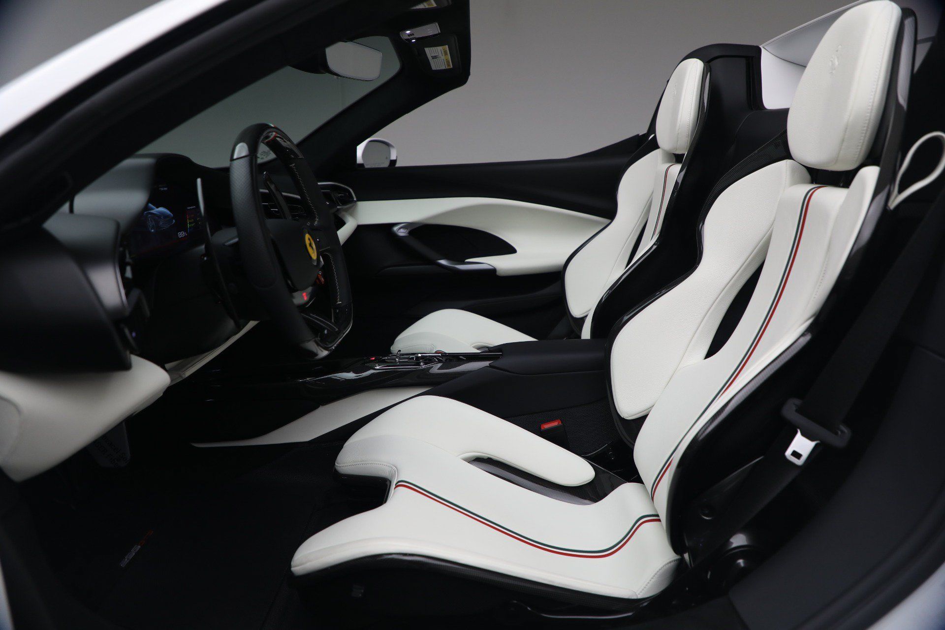 Certified 2025 Ferrari 296 GTS RWD image 15