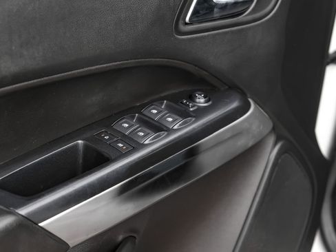 Used 2019 Chevrolet Colorado LT w/ LT Convenience Package RWD image 48