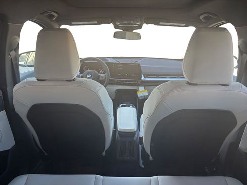 New 2026 BMW X1 xDrive28i w/ Technology Package image 15