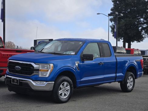 Certified 2021 Ford F150 XLT w/ Equipment Group 301A Mid image 8