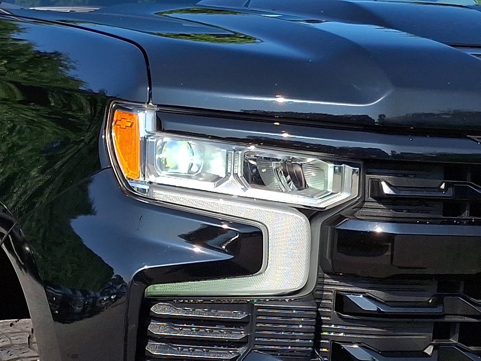 Used 2023 Chevrolet Silverado 1500 LT Trail Boss w/ Convenience Package II AWD/4WD image 9