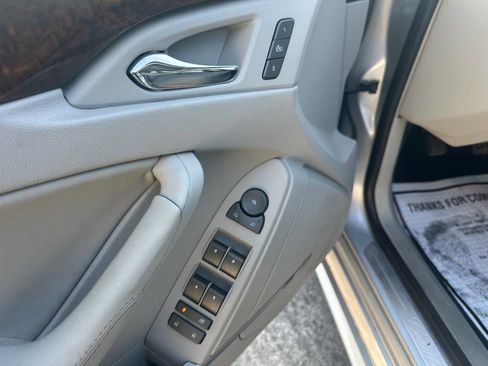 Used 2011 Cadillac CTS Luxury image 11