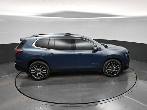 New 2026 GMC Acadia Denali Ultimate w/ LPO, Floor Liner Package AWD/4WD image 33