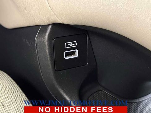 Used 2023 Honda HR-V LX image 35