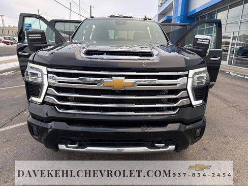 Used 2024 Chevrolet Silverado 3500 High Country w/ Technology Package image 31