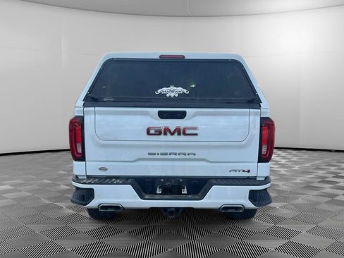Used 2023 GMC Sierra 1500 AT4 w/ AT4 Preferred Package AWD/4WD image 4