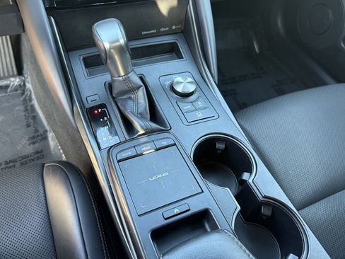 Certified 2022 Lexus IS 300 image 23