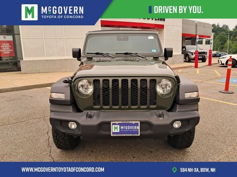 Used 2024 Jeep Wrangler Sport AWD/4WD image 11
