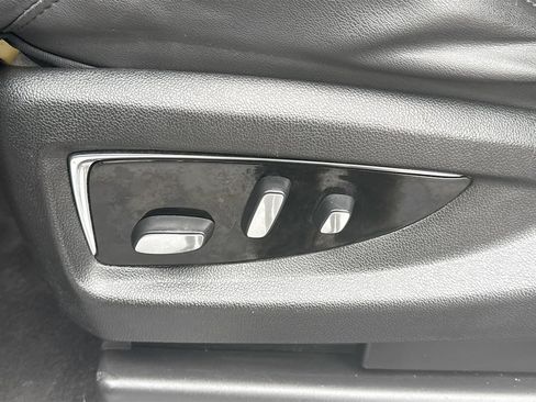 Used 2020 Cadillac Escalade ESV Luxury image 20