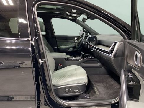 Used 2024 Kia Sorento SX Prestige w/ Sage Leather Package AWD/4WD image 32