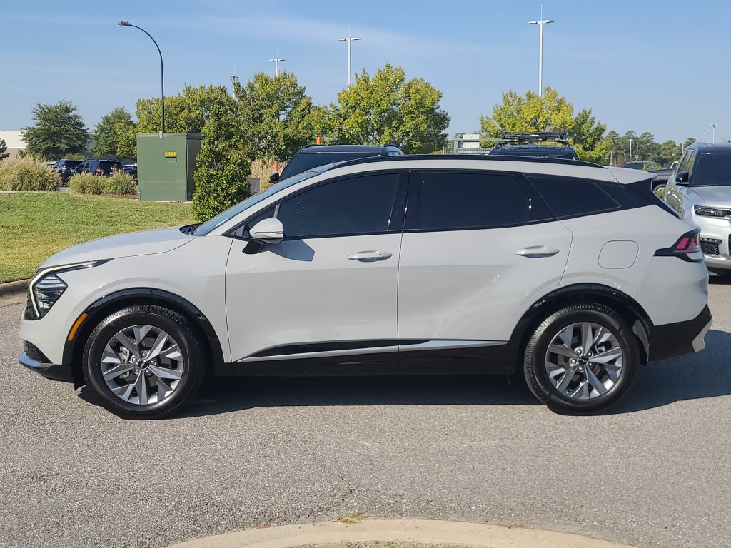 Used 2024 Kia Sportage SX FWD image 2