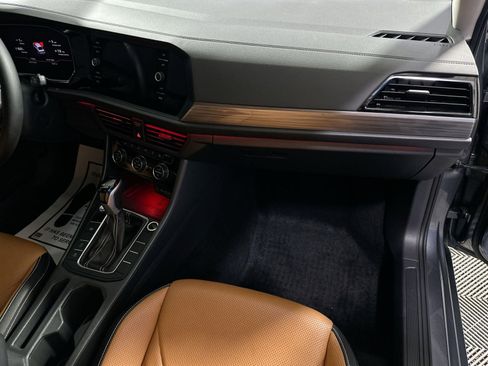 Used 2024 Volkswagen Jetta SEL image 41