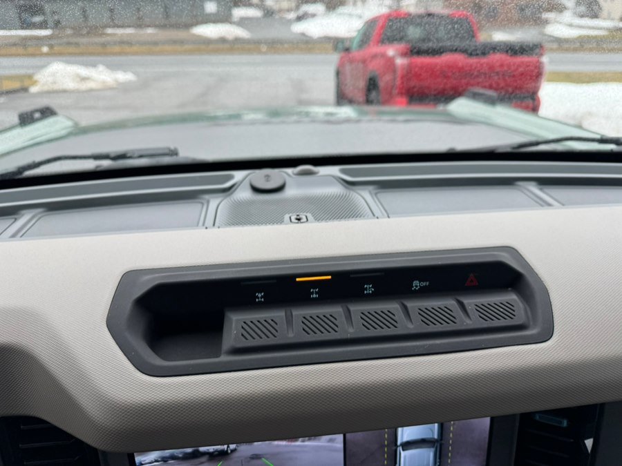 Used 2024 Ford Bronco Wildtrak AWD/4WD image 28
