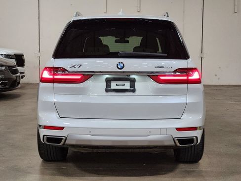 Used 2019 BMW X7 xDrive50i w/ Luxury Seating Package AWD/4WD image 10