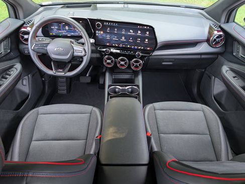 Used 2024 Chevrolet Blazer EV RS AWD/4WD image 23