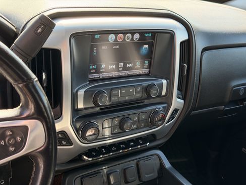 Used 2018 GMC Sierra 1500 SLT AWD/4WD image 13