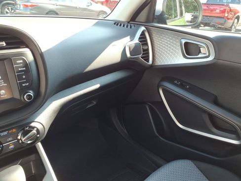 Used 2020 Kia Soul X-Line FWD image 22