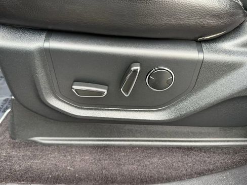 Used 2015 Ford F150 Lariat w/ Equipment Group 502A Luxury image 14