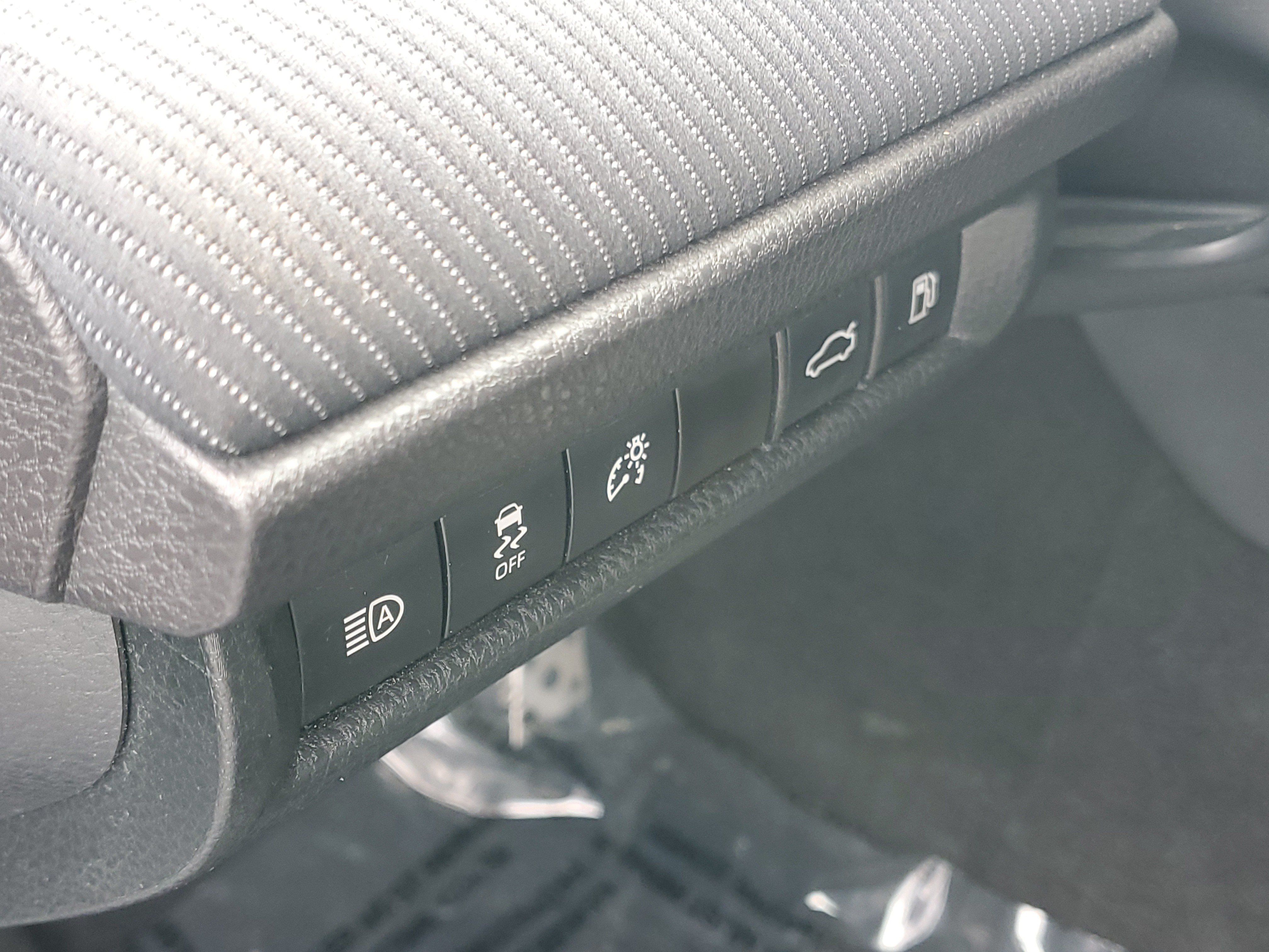 Certified 2025 Toyota Camry SE FWD image 20
