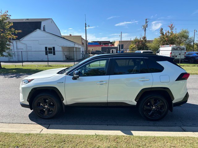 Used 2021 Toyota RAV4 XSE AWD/4WD image 29