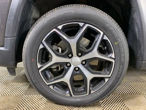 Used 2024 Jeep Compass Limited AWD/4WD image 34