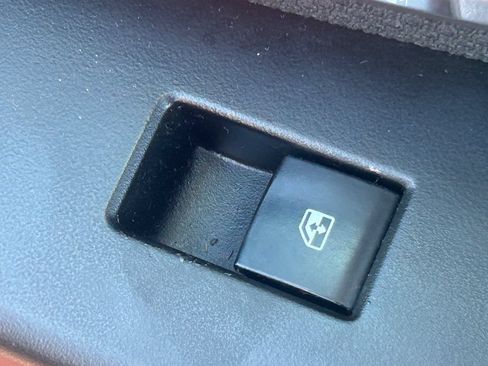 Used 2012 Chevrolet Cruze LT w/ RS Package FWD image 30