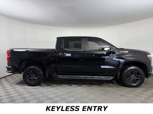 Used 2020 Chevrolet Silverado 1500 LT Trail Boss image 7
