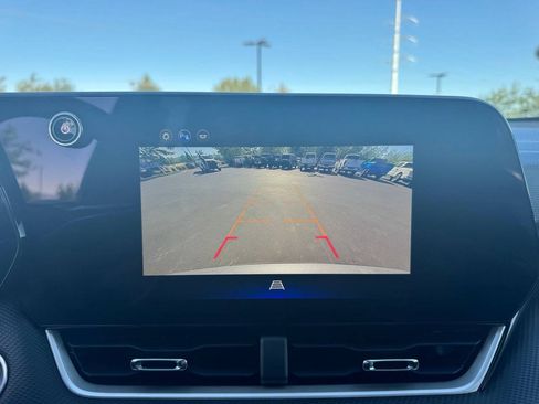Used 2026 Chevrolet Equinox LT AWD/4WD image 22