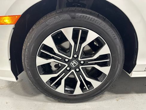 Used 2025 Honda Odyssey Elite image 64