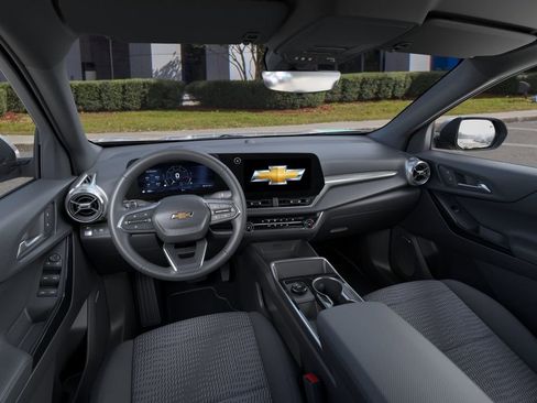 New 2026 Chevrolet Equinox LT FWD image 15