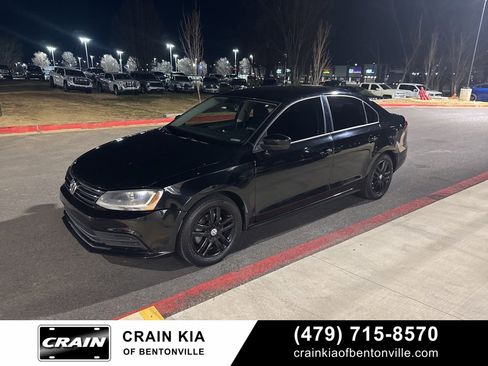 Used 2018 Volkswagen Jetta S image 2